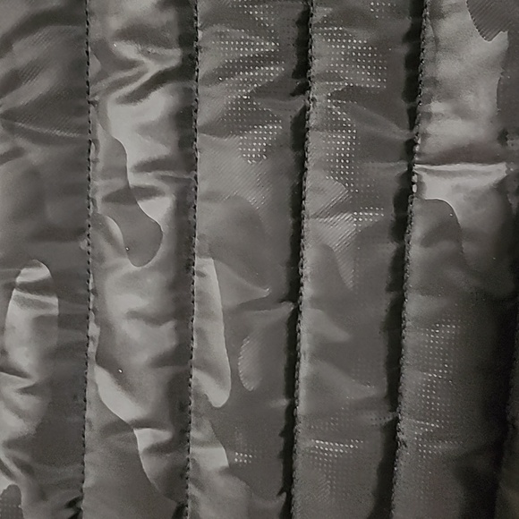 Think Royln Women's Black Quilted Editor Tote Bag Preowned - Picture 2 of 11